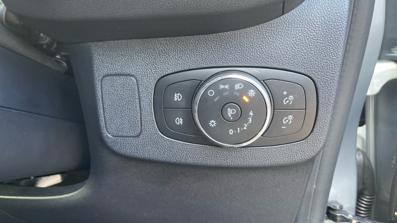 Ford Puma 1.0 EcoBoost Hybrid mHEV Titanium 5dr DCT Petrol Hatchback